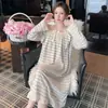 Bata de Noche Talla Grande para Mujer, Estilo Dulce de Princesa para Primavera y Otoño, Rayas, Manga Larga, Corte Holgado para Mujeres con Curvas, Ropa para el Hogar, Se Puede Usar al Aire Libre