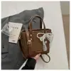 Bolsa de balde feminina da moda transfronteiriça 2026 nova bolsa de ombro vintage bolsa de mão casual bolsa tiracolo moderna