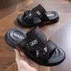 Nuevas Sandalias para Hombre Suela Gruesa de EVA Zapatos de Playa Verano Uso al Aire Libre Papá Antideslizantes Resistentes al Desgaste Sandalias Universales de Doble Propósito