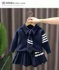 Conjunto de Suéter para Niñas Dropshipping Elegante Otoño e Invierno Nuevo Estilo Universitario Conjunto de Dos Piezas para Niños Pequeños Atuendo de Moda Conjunto de Vestido
