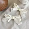 Suave Melocotón Blanco~ Pinza para el Cabello con Lazo de Encaje para Mujer 2024 Nuevo Estilo Pinza para Flequillo Pinza Lateral de Pato Accesorio para el Cabello