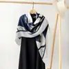 Chal Grande Estampado de Leopardo Transfronterizo Venta al por Mayor Bufanda de Imitación de Algodón y Lino Bufanda Exterior Estampada Bufanda Cuadrada Grande de 135 cm para Mujer