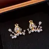 Pinzas para Orejas de Zirconia y Perla Chapadas en Oro Real de 18 Quilates para Mujeres Sin Perforaciones, Pendientes de Moda y Versátiles, Lujo Accesible y Pendientes de Gama Alta para Mujeres