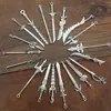 Set Mixto de 20 Colgantes de Espada, Pulseras Creativas Hechas a Mano para DIY, Collares, Llaveros, Pequeños Accesorios Colgantes