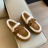 Sapatos Birkenstock de sola grossa com salto embutido, novo estilo feminino, sapatos quentes de algodão para inverno, sapatos peludos, botas de neve antiderrapantes