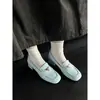 Sapatos Femininos de Couro Bovino de Primeira Camada com Salto Bloco, Novo Estilo para o Início da Primavera, Bico Redondo, Salto Médio, Sapatos Femininos de Cano Médio Azul Claro