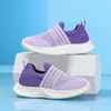 Zapatos infantiles para niños y niñas, zapatos de malla sencillos, verano, finos, transpirables, de malla, slip-on, suela suave, zapatos deportivos casuales para niños