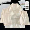 Conjunto de Três Peças em Seda de Gelo Amigo da Pele, Macio, Respirável, Modelador, Roupa de Casa para o Dia a Dia em Estilo Menina
