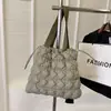Corea del Sur Nueva Bolsa de Nube Plegada Moda Bolso Tote Romboide Bolso de Compras para el Hombro Gran Capacidad Bolso de Hombro para Viajes Diarios Bolso de Mujer
