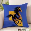 Almofada de Desenho Animado Ano do Cavalo 2026 Almofada de Pelúcia Curta Fronha Impressa Frente e Verso Sem Enchimento para Capa de Almofada de Sofá de Sala de Estar