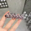 Grampo de Cabelo Roxo Fresco e Elegante com Strass e Pérolas para Mulheres, Adequado para Franjas e Cabelos Finos, com um Toque de Luxo, um Simples Presilha de Cabelo