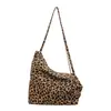 Bolsa Tote Grande Capacidade Nova Moda Transfronteiriça para Descanso Feminina de Nicho Versátil para Uso Externo e no Dia a Dia Bolsa Transversal de Ombro Único Camuflada