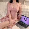 Pijama sexy de seda de hielo de verano para mujer, nuevo camisón de seda caliente con tirantes, cuello en V fino, ropa de casa de alta gama para celebridades de Internet
