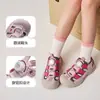 Sandalias Deportivas para Niñas 2026 Verano Nuevas Suela Suave Zapatos de Playa Zapatos Casuales para Exteriores Infantiles Cerrados Zapatos de Arroyo