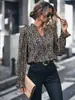 Nueva camisa de mujer de moda europea y americana transfronteriza de Amazon con estampado, cuello en V, estampado, manga de farol, manga larga