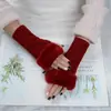 Chegada Nova Transfronteiriça Luvas Curtas de Diamante com Pompom Outono e Inverno Luvas de Lã Femininas Manga Falsa Tricotada Quente Cobertura de Braço para Exibição