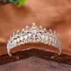 Corona de Novia con Pedrería Tocado Corona de Boda Europea y Americana Accesorios para Vestido de Novia Diadema de Peinado Estilo Banquete Accesorios