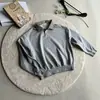 Moletom pesado cinza floral com patchwork de espinha de peixe americana, gola polo, unissex, estilo intelectual Miu, peça de outer wear para outono
