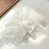 Presilha banana listrada de malha plissada estilo coreano, presilha de rabo de cavalo macia e fofa, presilha de cabelo versátil para coques na parte de trás da cabeça