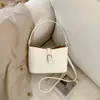 Bolsa de Braço de Luxo para Mulheres 2026 Nova Tendência de Primavera Fresca Versátil Bolsa de Ombro Simples para o Dia a Dia Bolsa Transversal