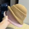 Elegante sombrero de lana estilo Hepburn francés para mujer, otoño e invierno, con un toque sofisticado y de alta gama, gorro de pescador tejido, cálido y elegante