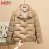 Jaqueta de plumas leve nova outono e inverno 2023 feminina curta externa leve moda fina leve tamanho grande casaco solto moda