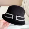Sombrero de pescador de ala ancha estilo Hepburn para niños, otoño e invierno, sombrero de punto de lana australiana, sombrero de cubo con lazo de color, sombrero de moda versátil