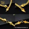 Traje de joyería nupcial india de oro de 24k de Dubái Traje de cuatro piezas: collar, pulsera, pendientes, anillo para mujeres saudíes