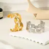 Producto Transfronterizo Más Vendido en Europa y América: Pulsera de Acero Inoxidable Hoja de Ginkgo con Acabado Chapado en Oro, Electrochapado en Oro Real de 18K, Pulsera Abierta que No se Desvanece