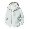 Chaqueta Exterior Jack Chuan Yang Tres en Uno para Hombre y Mujer Xizang Cortavientos Moderna Impermeable Chaqueta de Montañismo