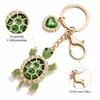 Nuevo Llavero de Tortuga Colorido Incrustado con Diamantes de Amazon, Lindo y Moderno Colgante de Tortuga para Bolso, Pequeño Regalo Creativo