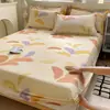 Sábana Bajera Ajustada de Algodón Cepillado Engrosado, Universal para Todas las Estaciones, Estampada, Completamente Cerrada, Resistente a la Suciedad, Cubre Cama Antideslizante de Algodón, Funda Protectora, Juego de Tres Piezas