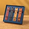 Regalo del Día del Maestro de Redwood Estilo Nacional Antiguo Hueco Blanco Creativo Madera Marcador de Libros Caja de Regalo Traje de Regalo Venta al por Mayor