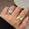 Anillo Abierto de Diseño de Nicho de Lujo Ligero Estilo Ins con Sensación de Alta Gama, Textura Irregular Martillada, Anillo de Personalidad Estilo Metálico Exagerado