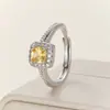 Colección de Anillos de Latón Plateado con Circonita de Moda Más Vendidos, Anillos de Plata de Lujo Ligero Transfronterizos, Versátiles para el Uso Diario