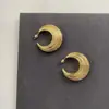 Pendientes de Aro Lisos en Forma de C Cepillados del Mismo Estilo que Wu Xin para Mujer, Diseño de Nicho, Lujo Ligero, Sensación de Alta Gama, Versátiles para el Uso Diario y para Ir al Trabajo