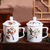 Xícara de Chá de Cerâmica com Tampa, Novo Estilo Chinês com Design Floral e de Pássaros, para Uso Doméstico, Uso Diário, Uso Comercial em Hotéis, Xícara de Chá Atacado, Caneca