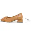 Nuevos Zapatos Casuales de Moda para Mujer Primavera/Verano 2026 para Verano, Diseño Hueco, Tacones Altos Franceses, Adecuados para Vestidos, Transfronterizos