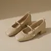 2026 Tacón Grueso Verano Nuevo Estilo Casual Zapatos Pequeños de Cuero Mary Jane Zapatos de Mujer Versión Piel Suave Boca Baja Zapatos de Una Sola Pieza Tacón Alto Tacón