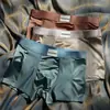 Roupa Íntima Masculina de Seda Satinada Leve de Luxo com Ar Condicionado, Seda Gelada de Verão, Boxer Macio, Sedoso e Respirável, Boxer de Cintura Média Cor Nude