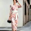 Vestido ajustado de manga tres cuartos con estampado fluido, cuello barco francés, cinturón para anudar, para mujer, Amazon Transfronterizo 2026