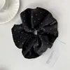 Goma de pelo scrunchie de satén perlado con lunares, dulce y única, para mujer, accesorio de pelo de alta gama, goma para coleta baja, cuerda para el pelo versátil y elegante