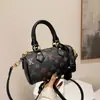 2025 Nueva Bolsa para Mujer Bolso de Hombro Versátil Bolso Cruzado Bolso de Mano para Mujer Retro Gran Capacidad Nicho Bolso Almohada