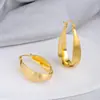 Brincos de metal fosco escovado retrô europeus e americanos, brincos minimalistas elegantes de luxo leve, design de nicho, brincos personalizados