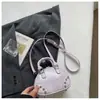 Bolso pequeño exquisito y moderno para mujer, nuevo modelo 2026, bolso cruzado versátil, minibolso para salidas, bolso de boliche a la moda