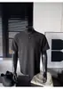 Camiseta de manga corta estilo americano con cuello Henry para hombre, verano, aspecto musculoso, moderna, deportiva, fitness, casual, tridimensional, estilo old money
