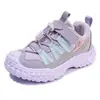 Zapatos deportivos ligeros y antideslizantes para niños, nueva colección otoño 2026, zapatos casuales para niñas, adecuados para niños mayores y estudiantes, zapatillas para correr, suaves