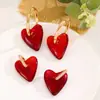 Pendientes Retro de Moda Círculo Rojo Exagerado con Corazón de Melocotón Diseño de Nicho Pendiente Retro Chica Picante para Mujer