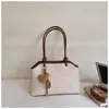 Bolsa de Hombro Tote de Nicho de Alto Valor Nueva Moda Otoño 2026 Chic Relajado Simple