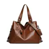 Bolsa de ombro vintage popular para comércio exterior, nova bolsa tote de grande capacidade para cross-border, bolsa de mão e bolsa transversal versátil para o dia a dia